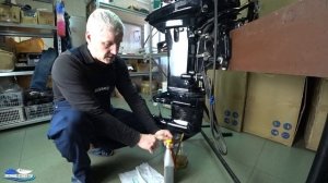 Как правильно заливать масло в редуктор лодочного мотора