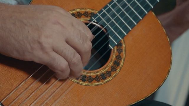 Мишель Легран "Шербургские зонтики". Исполняет Алексей Барышников смотреть онлайн