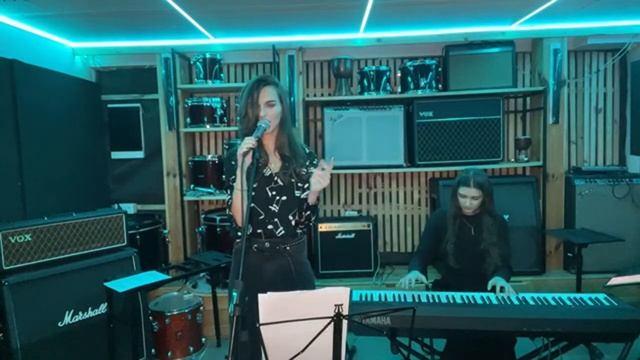 Musya "Стихи этой девочки" смотреть онлайн