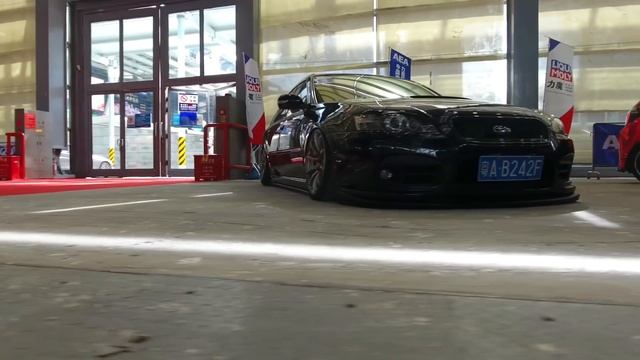 Выставка тюнинг авто в Китае! Кракен E38 в битве за первое место. Индонезиец с поддельным паспортом смотреть онлайн