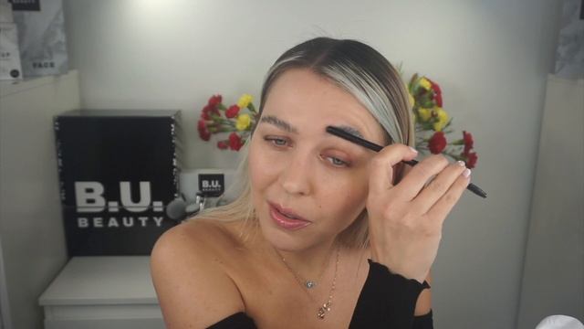 How to perfect "SOAP" brows in seconds - tutorial | NYX brow glue Lift & snatch смотреть онлайн