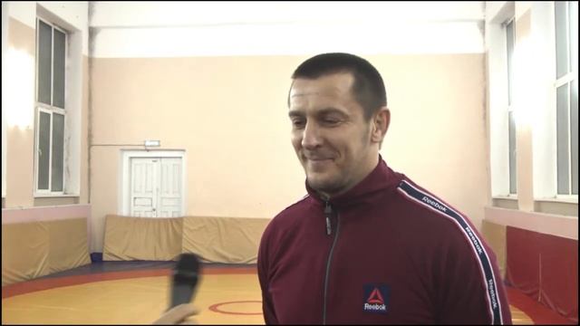 Грэпплинг – умный вид борьбы, где основную роль играет не физическая сила, а технический баланс смотреть онлайн