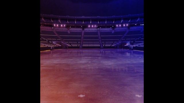 I Don't Love You but it's just Gerard Way singing in an empty arena [MCR] смотреть онлайн