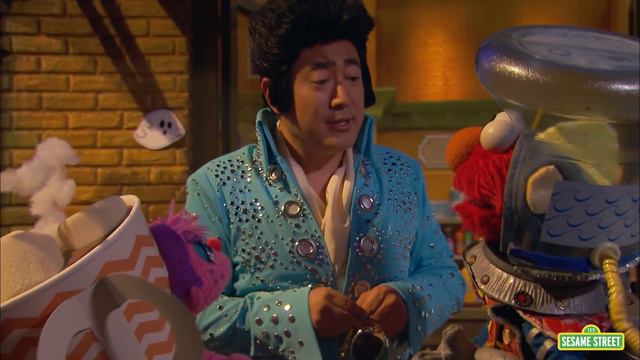 Sesame Street: Pretend on Halloween | Halloween Song смотреть онлайн