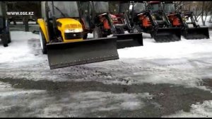 ?Минитрактор Jinma-Уралец JM-244kpl со снежным отвалом?