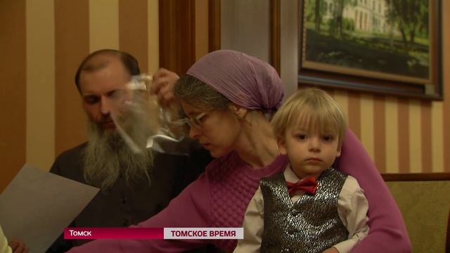 Восемь семей наградили сегодня знаками отличия «Родительская доблесть». смотреть онлайн
