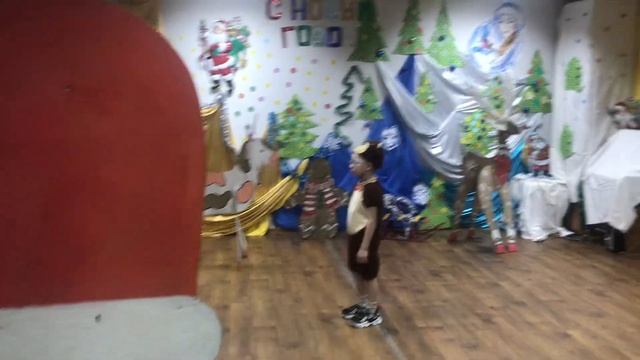 Сказка «The mitten», группа дошкольного возраста, первый год обучения в студии “POLYGLOTики” смотреть онлайн
