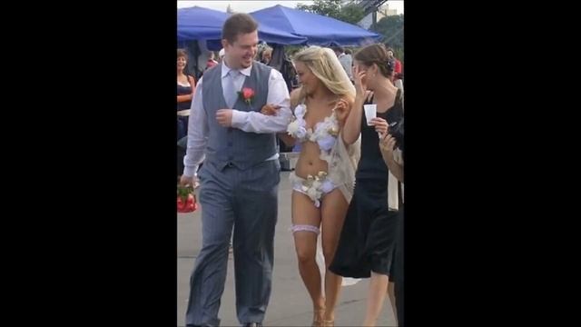 30 Epic Embarrassing Wedding Moments