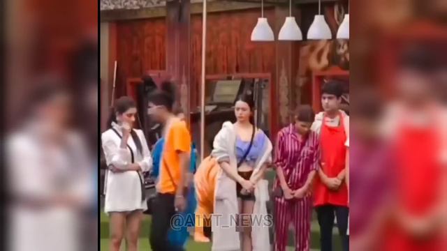 MC STAN FIGHT WITH ARCHANA_ GAUTAM,MC STAN _CHAL SHEMDI BIG BOSS HAI TU😂 #bb #bigboss #mcstan смотреть онлайн