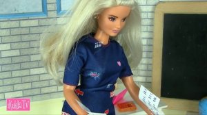 Сабрина Не Хочет Домой у Неё Строгая Мама Мультики Барби про Школу IkuklaTV