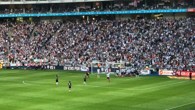 Gol de Walter Erviti en su despedida. смотреть онлайн