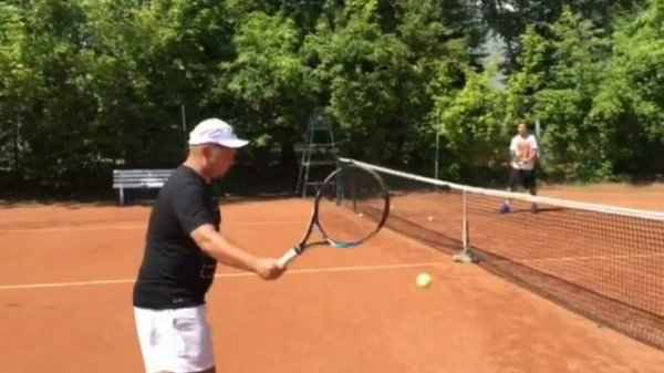 Академия MaxPro tennis: упражнение на развитие чувства мяча