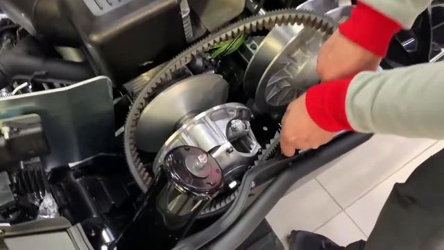 Замена ремня вариатора, снегоход Yamaha VK540
