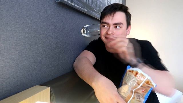 ТИПЫ ЛЮДЕЙ В ОТЕЛЕ смотреть онлайн