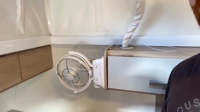 Honda EU22i Generator | Jayco Journey Outback Test | How much will it power!! | Features and review смотреть онлайн