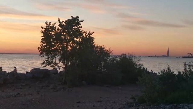 ЗАКАТ РЕДЧАЙШИЙ. ОГНИ ЗАЛИВА. САНКТ ПЕТЕРБУРГ. смотреть онлайн