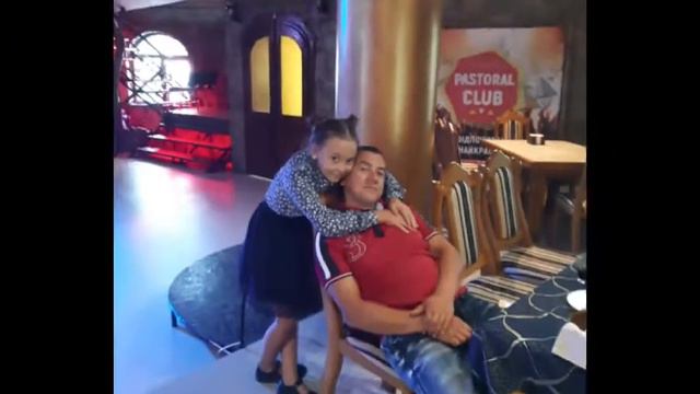 Відео на Св. Валентина люблю свою сім'ю, вітаю з святом! Вас і мою сім'ю!!!😽💓❣😭😭❣💓😽☀️🌹🌸 смотреть онлайн