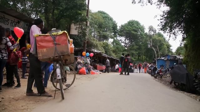 Népal, les voies de la sagesse - Les routes de l'impossible смотреть онлайн