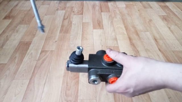 Гидравлический распределитель Р40 с фиксацией