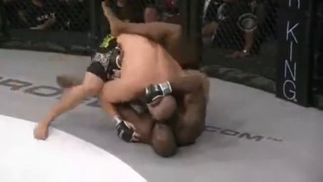 THE CLASH OF TITANS! KIMBO SLICE vs JAMES TOMPSON смотреть онлайн