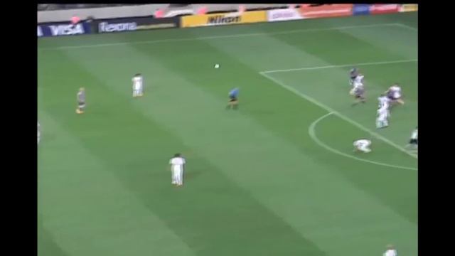 Victor admite falha em gol, mas reclama de falta em Leandro Donizete смотреть онлайн
