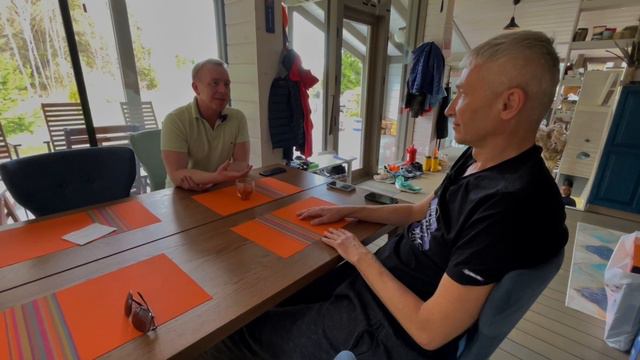 Знакомьтесь с издателем «2150 года»: история создания книги смотреть онлайн