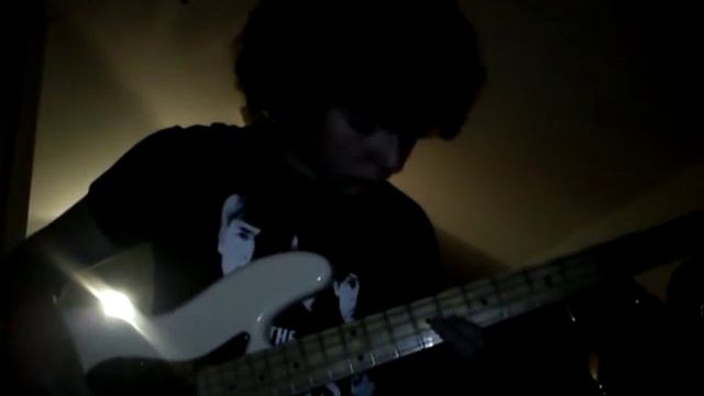 Fuzz Bass смотреть онлайн