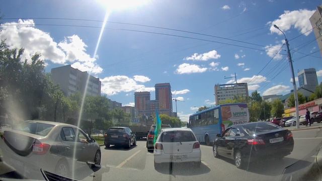 Движение на автомобиле по Тюмени от СТО Атлант-Авто на улицу Киевская смотреть онлайн