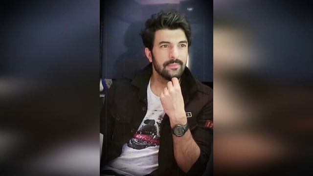 Los rumores sobre Tuba Büyüküstün y Engin Akyürek asustaron a sus fans. смотреть онлайн
