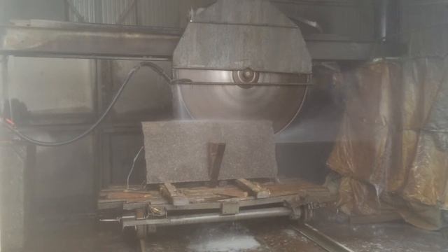 Резка натурального камня пилой смотреть онлайн