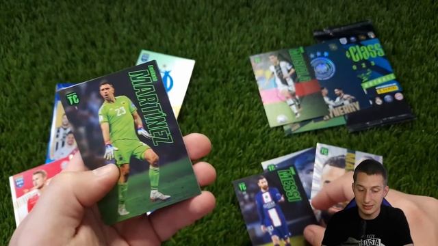 Panini FIFA 365 2023 VS Panini Top Class 2023