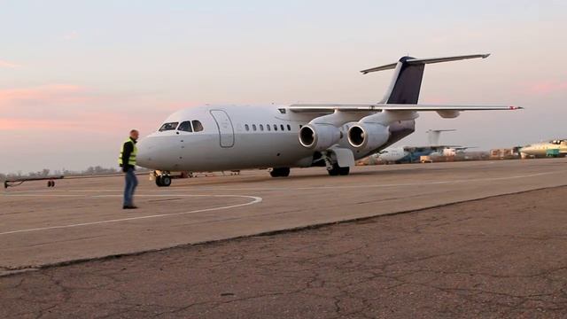 British Aerospase Avro RJ85 запуск в Николаеве с командой Шахтёр