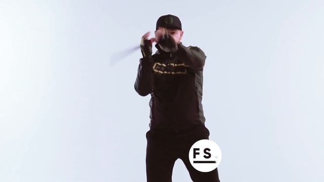 Как защищаться палкой Самооборона Для девушек для парней Фитнес самурай #Shorts смотреть онлайн