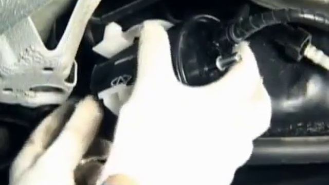 Замена топливного фильтра смотреть онлайн