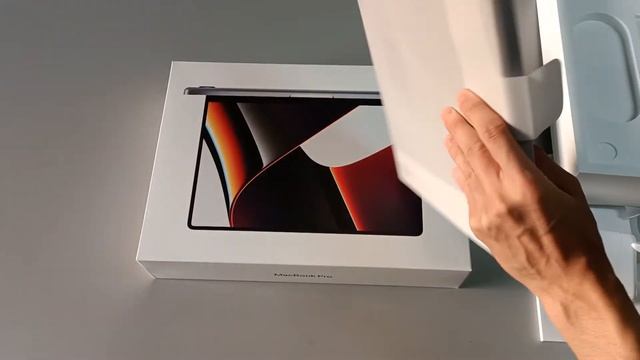 Apple Macbook Pro M1 Max de 14“ – Unboxing do melhor notebook da Apple (M1 Vs. M2 Pro Max Ultra) смотреть онлайн