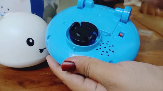UFO WHALE|| Bath Spray Water Toys
