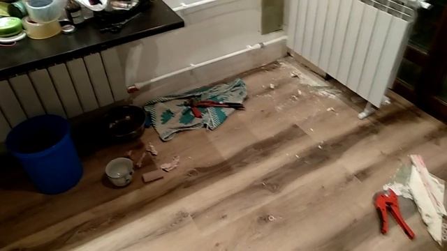 Не "ПРОСТОЙ" монтаж установки дополнительной батареи. смотреть онлайн