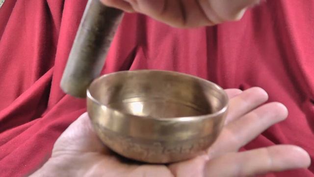 Поющая чаша Премиум 10,3 см, До# 545 Гц смотреть онлайн