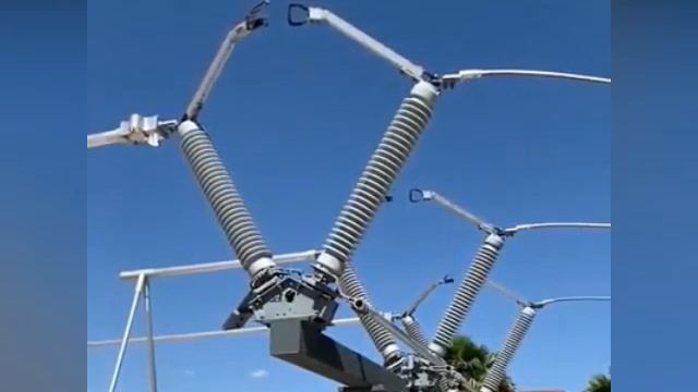 Необычные разъединители смотреть онлайн