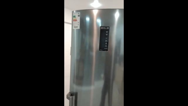 Холодильник LG GA-M549ZMQZ смотреть онлайн