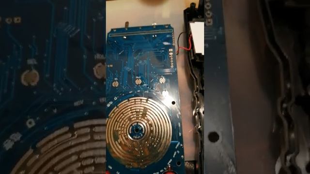 Ремонт тестора MESTEK DM100C смотреть онлайн