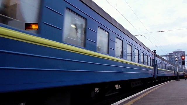 Прибытие ЧС4-106 с поездом №98 Ковель - Киев смотреть онлайн