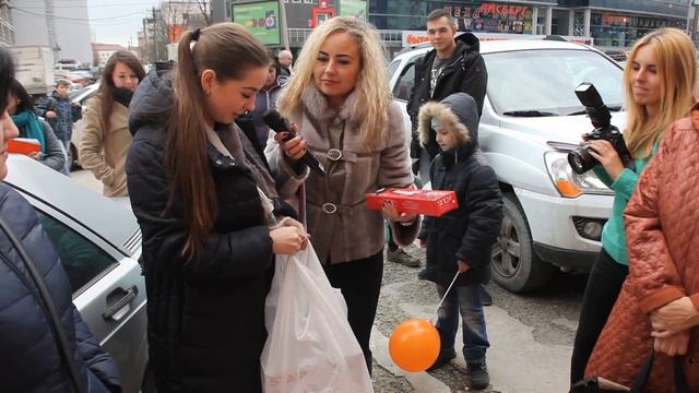 Розыгрыш подарков на открытии "Ситилинк" в Новороссийске смотреть онлайн
