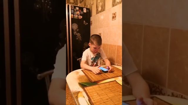 Надо научиться выразительно читать стихотворение. смотреть онлайн