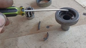 Ремонт бендикса стартера СТ369.Лодочный мотор Вихрь.