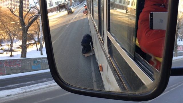 Вышел с выходного подработать смотреть онлайн