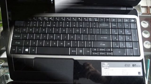 Laptop Packard Bell Easy Note TE Orneta Lombard смотреть онлайн
