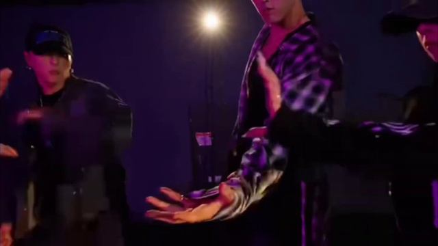 Kard- Cake. Текст песни и перевод #kpop #skz #рекомендации #кпоп