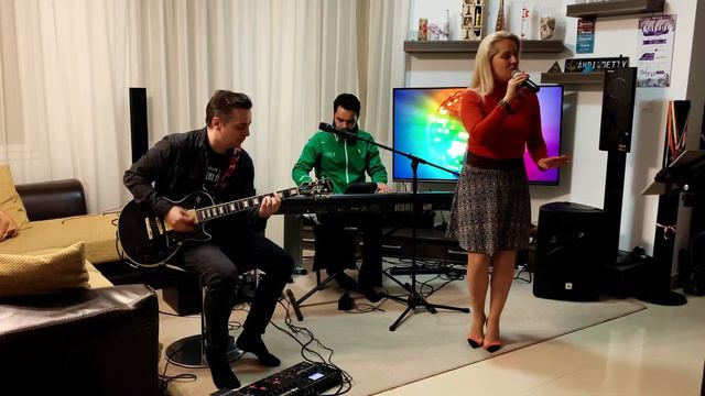 Rúzsa Magdi - Érj Hozzám (cover by Euphoria)'Home Video' смотреть онлайн