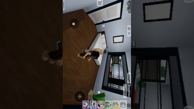 Выходит вторая часть! Roblox Brokhaven. смотреть онлайн